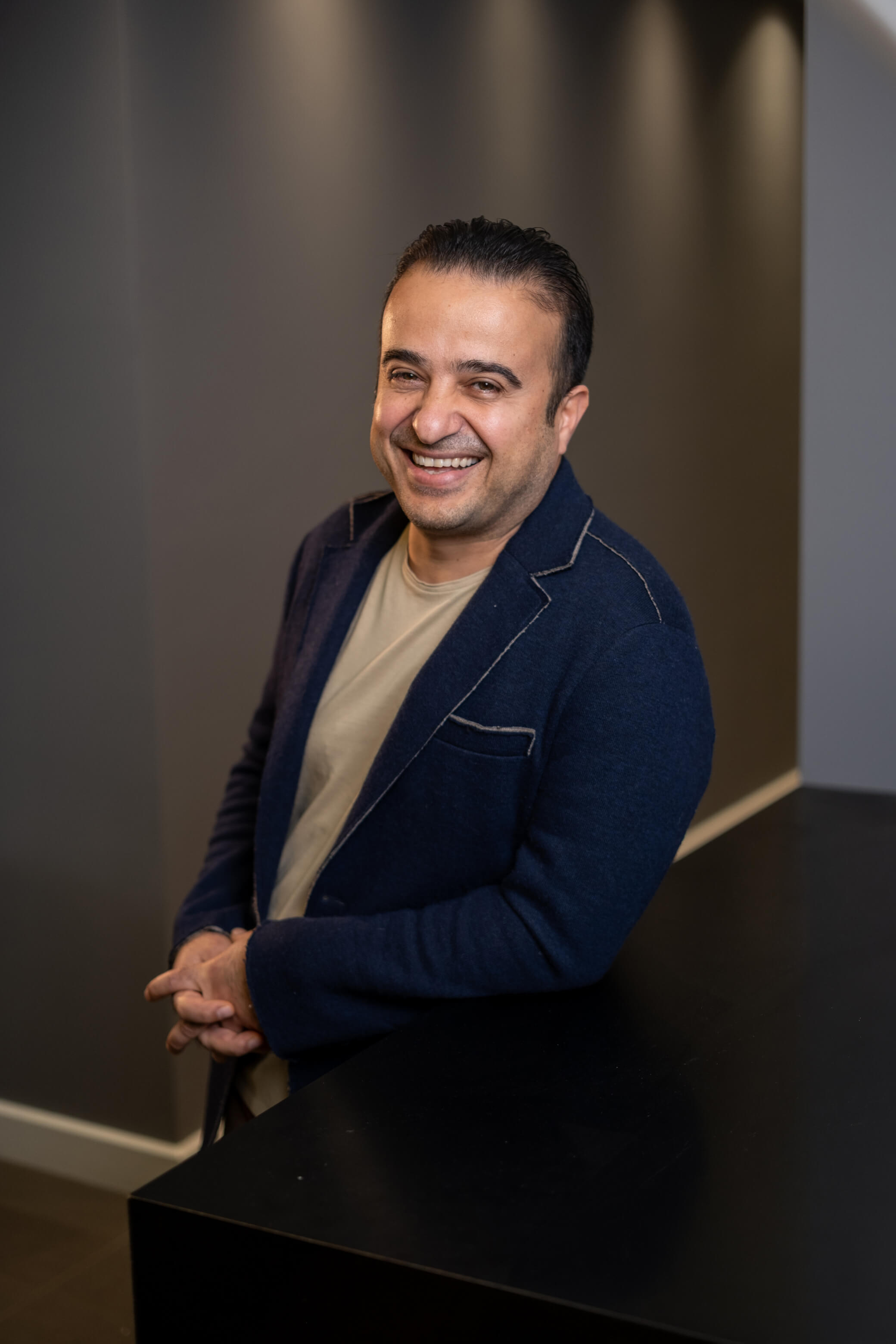 Prof. Dr. Cengiz Eser hasta görüşmesi — Adana estetik cerrahi kliniği